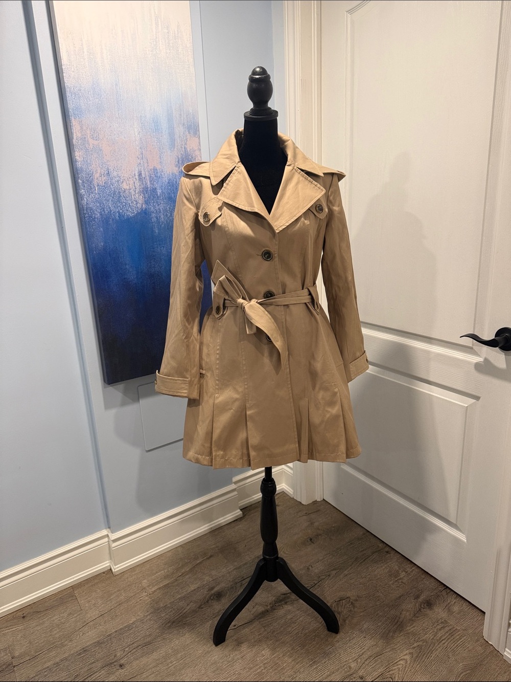 Via Spiga Tan Trench Coat with Waist Tie